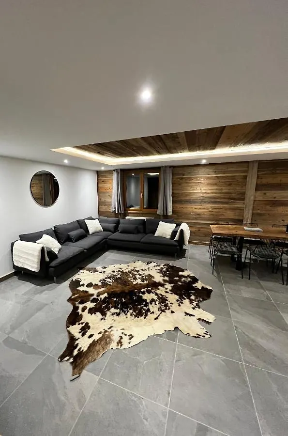 Chalet Jogidi سا سورلا دارْف فرنسا