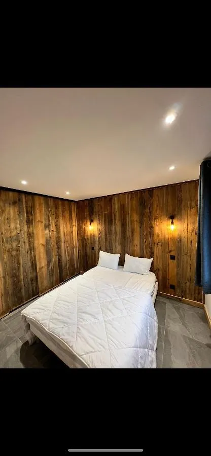 Chalet Jogidi سا سورلا دارْف